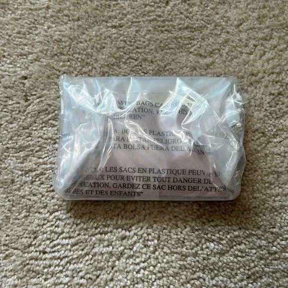 NWT Kate Spade Pink and Cream Card Holder - Picture 7 of 7